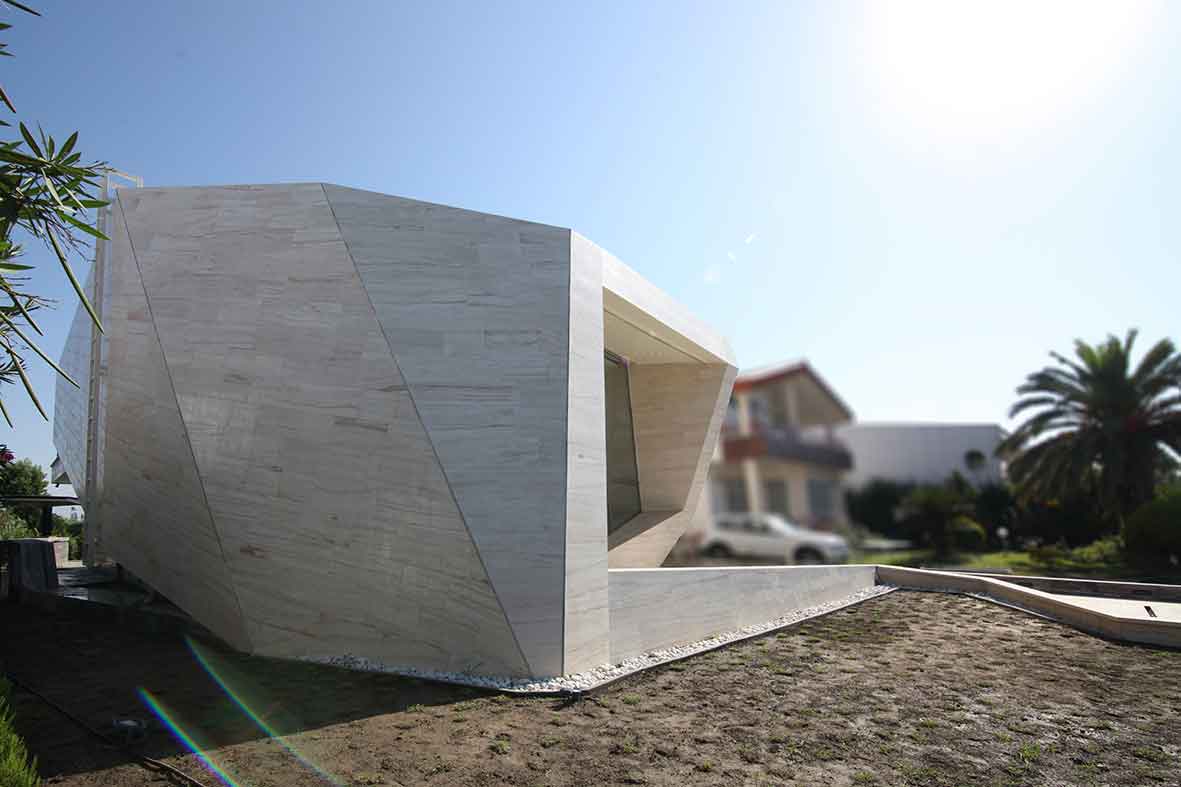 A Surfer`s Villa