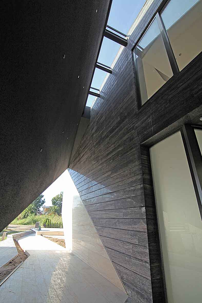A Surfer`s Villa