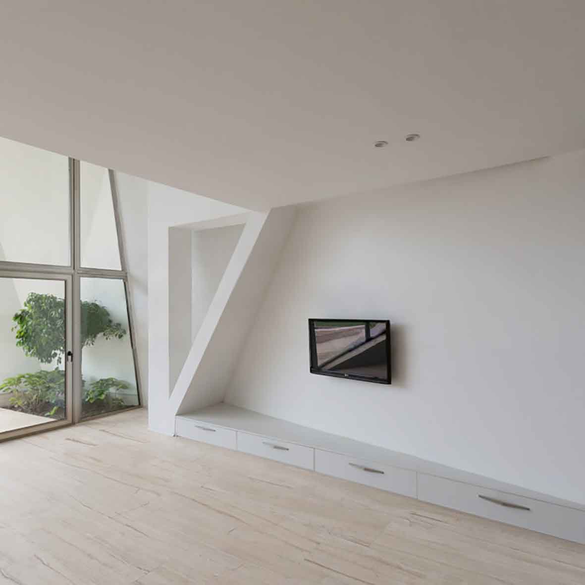 A Surfer`s Villa