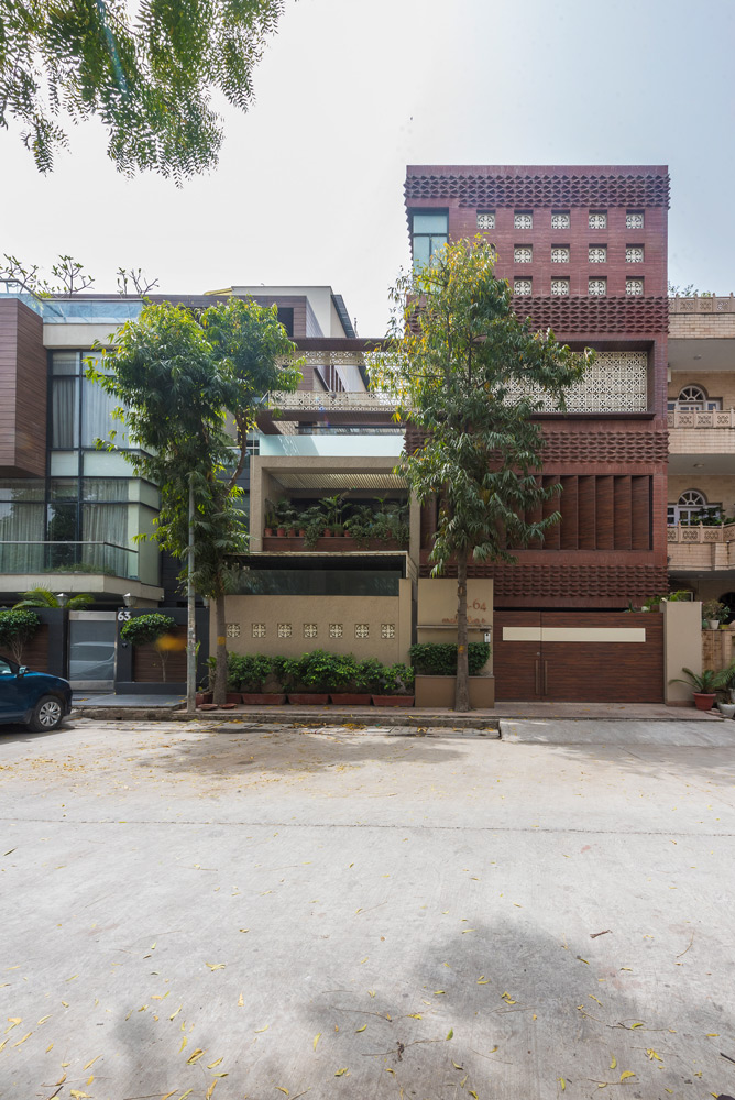 Arrayed Villa