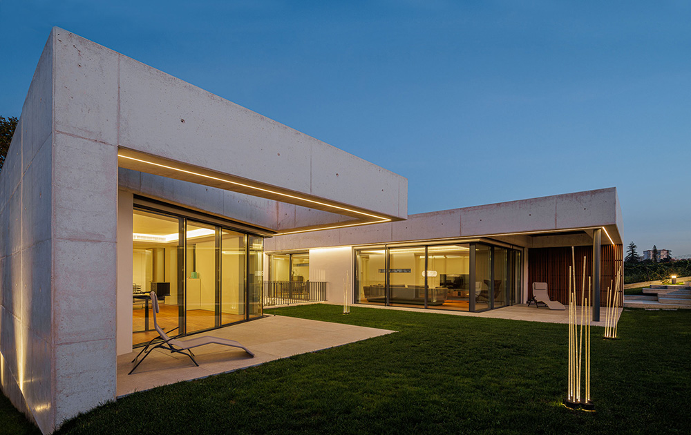 Concrete 11 Villa