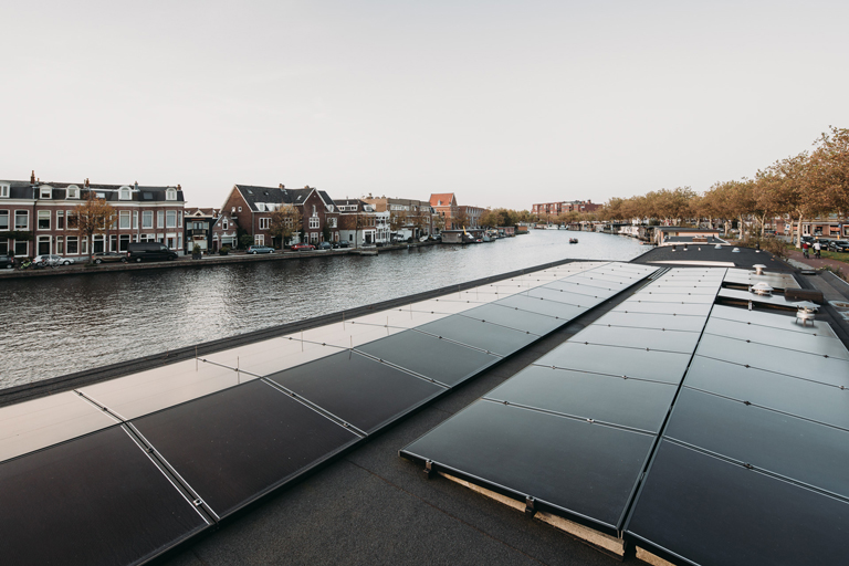 Energy Neutral Floating Villa 