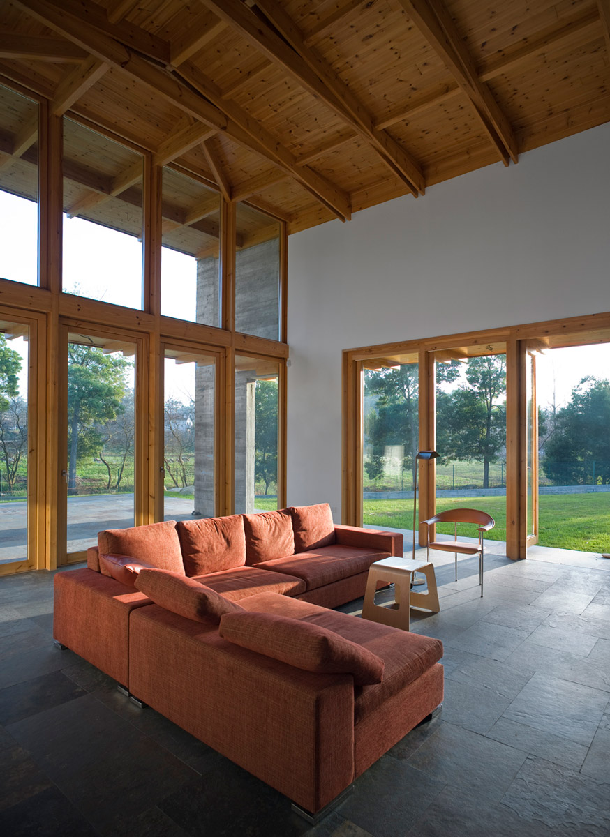 HOUSE IN MADALENA