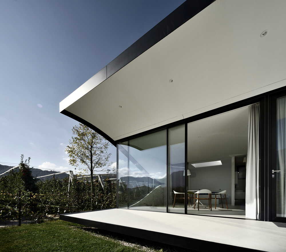 Mirror Villa 