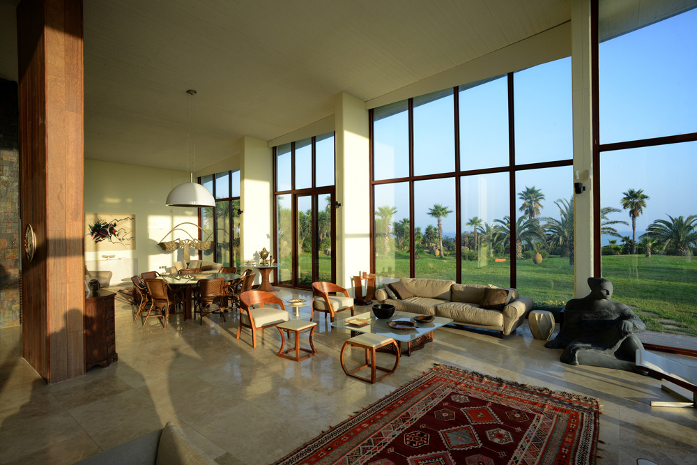 Naz-e-Delkade Villa