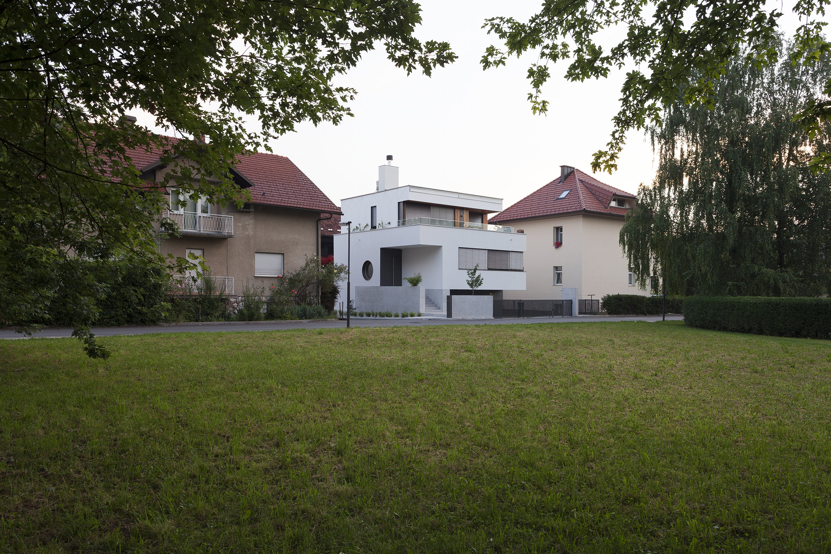 pocket size villa 