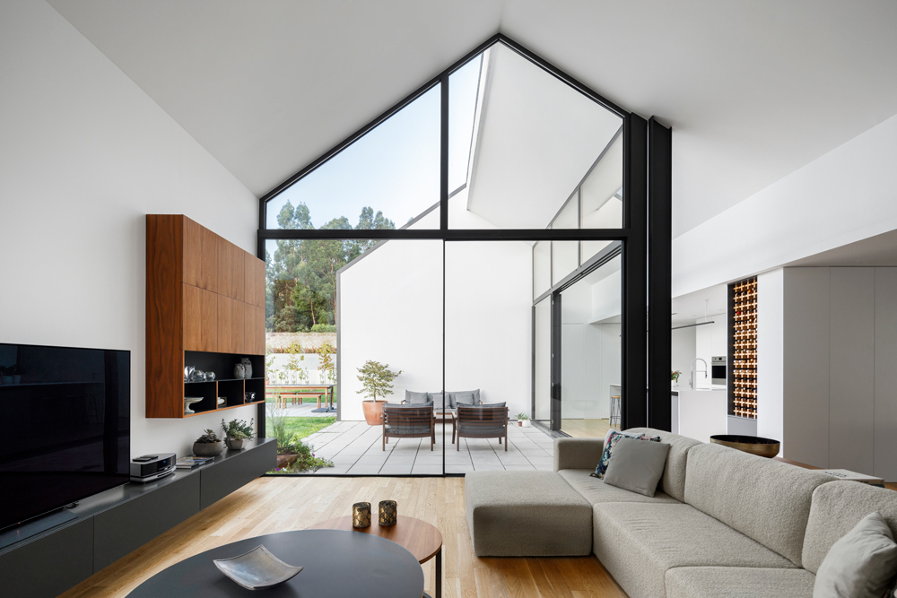 Santo Tirso Villa 