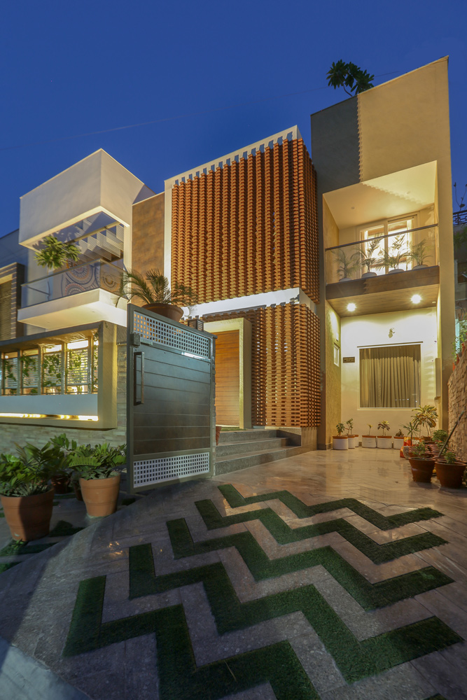 Saundha Gharaunda Villa