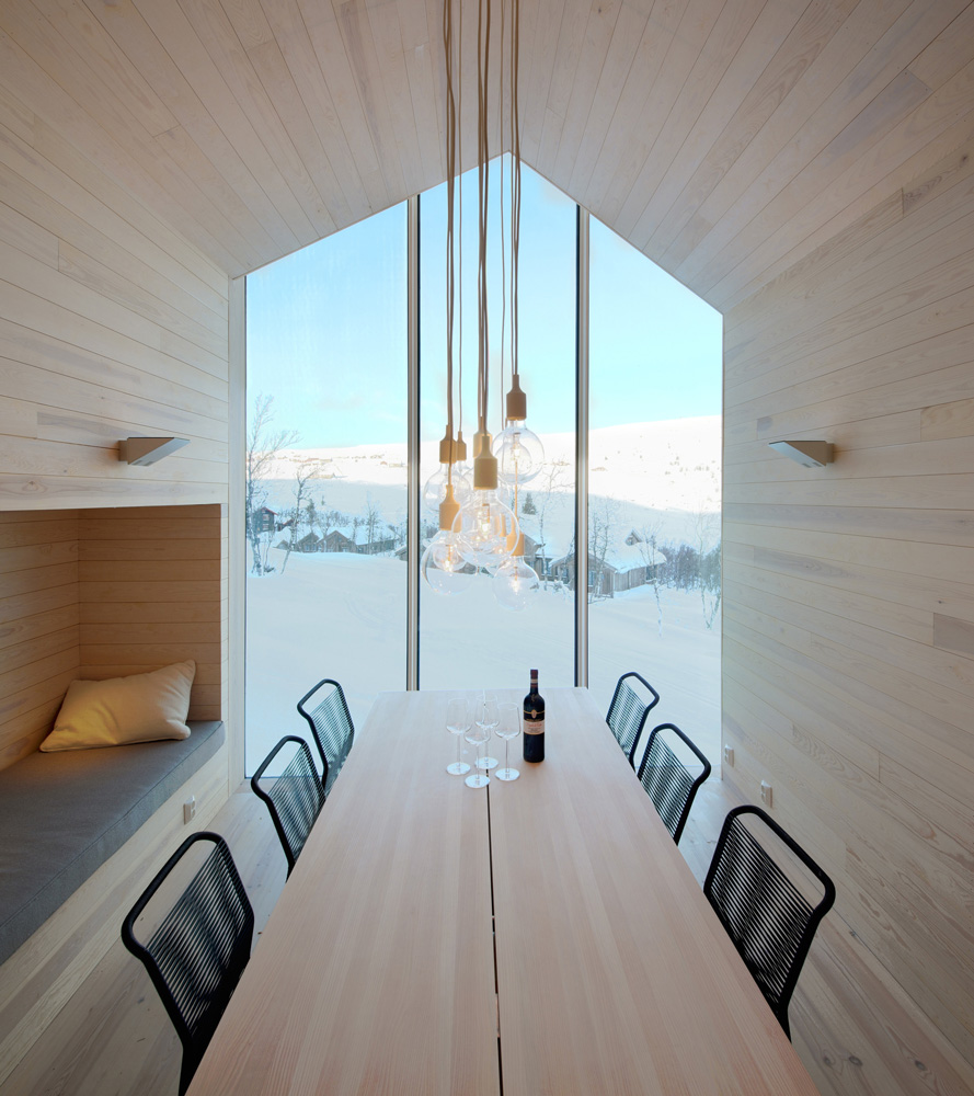 split view mountain lodge