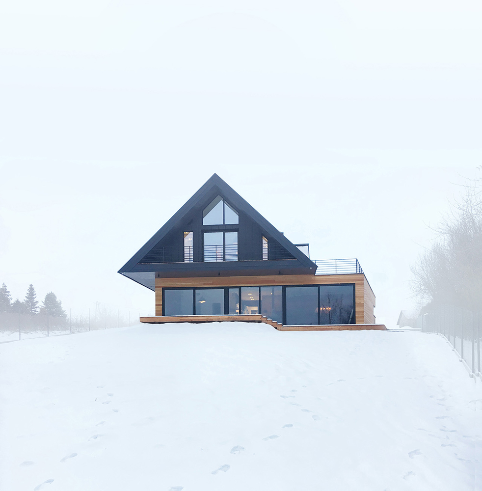 The Lesser Polish Eaves Villa 