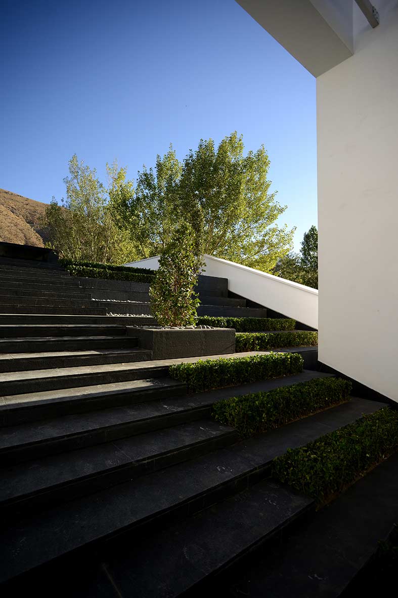 Up Villa