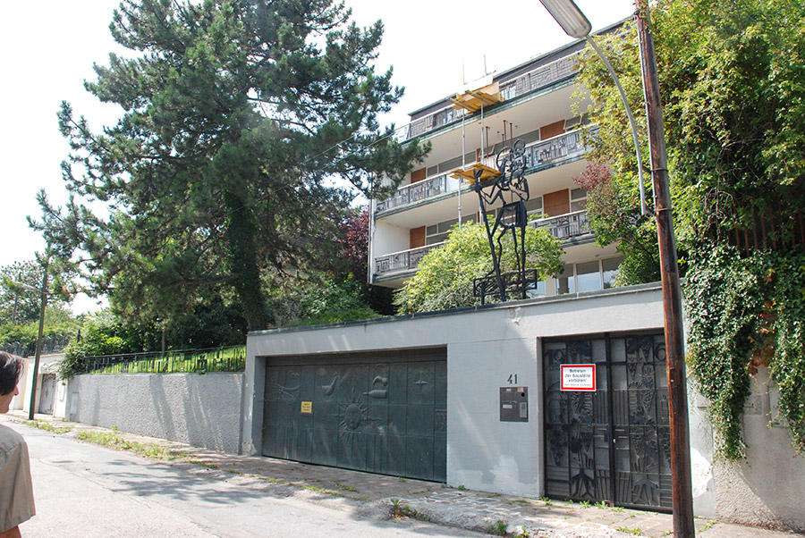 Villa B