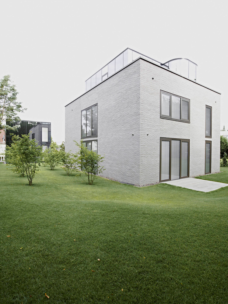 Villa E