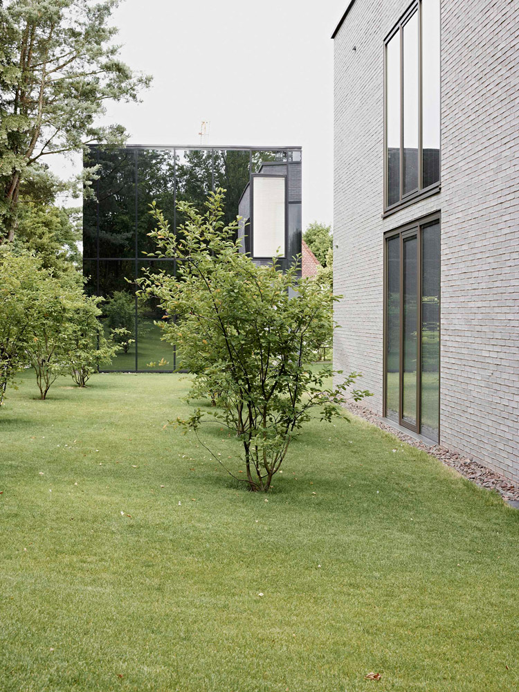 Villa E