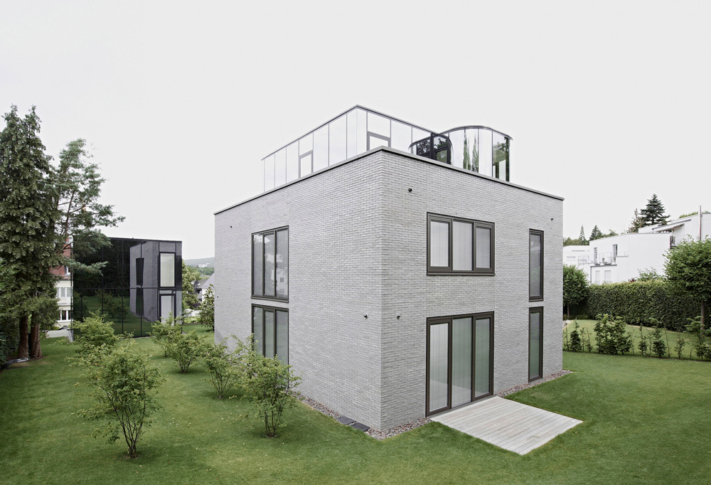 Villa E