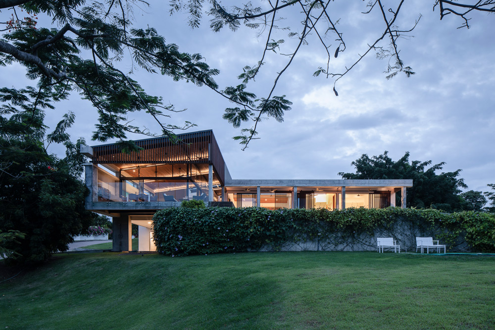 Villa L