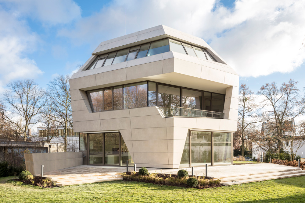 Villa M
