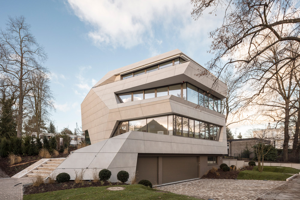 Villa M