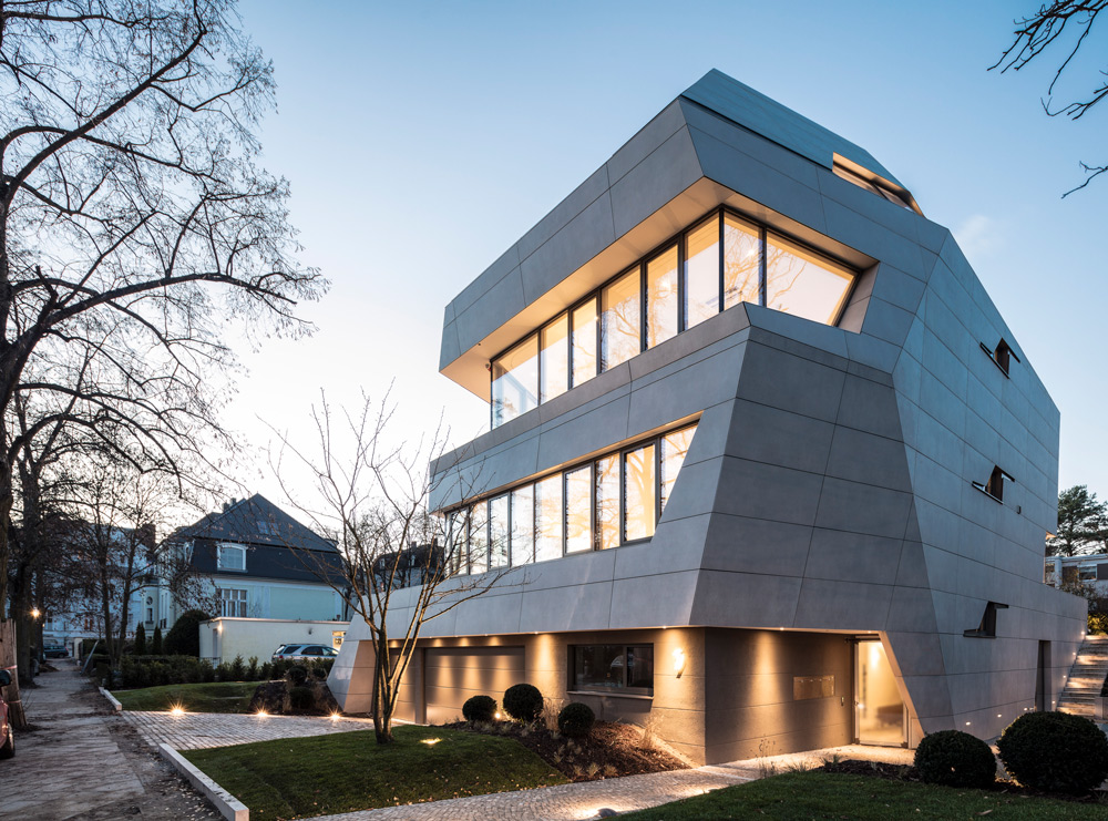 Villa M